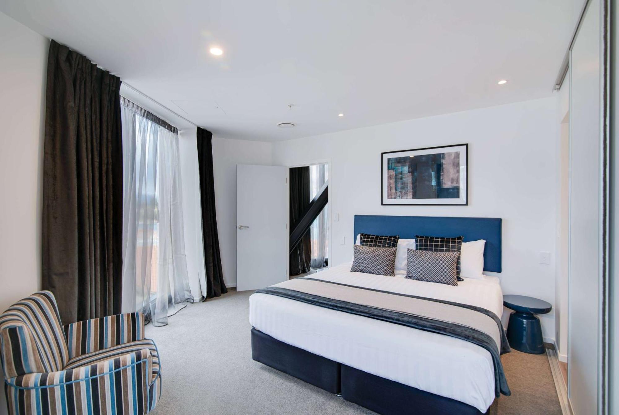 Ramada By Wyndham Queenstown Central Dış mekan fotoğraf