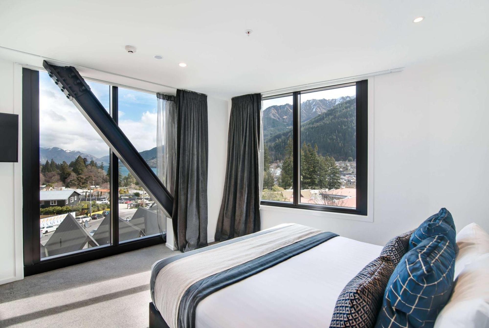 Ramada By Wyndham Queenstown Central Dış mekan fotoğraf