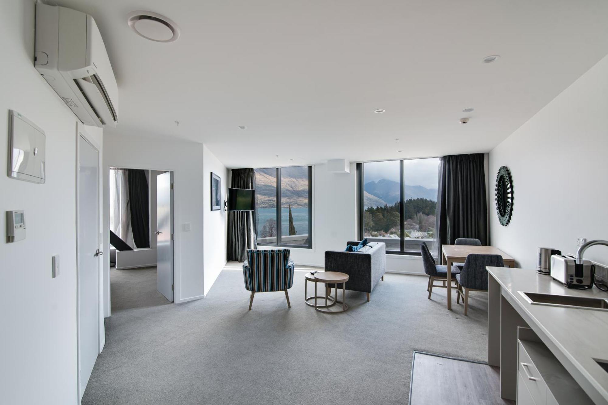 Ramada By Wyndham Queenstown Central Dış mekan fotoğraf